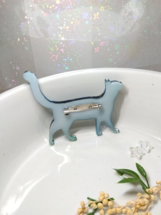 レジンdeねこブローチⅦ（7） ～緑な毎日～