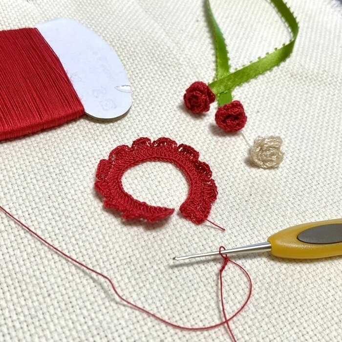 リボンのしおり つるバラ １個