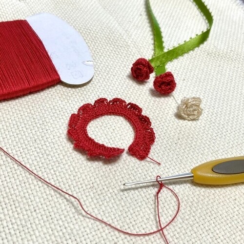 リボンのしおり つるバラ １個