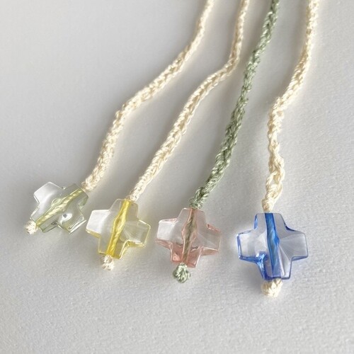 おまもりしおり １個