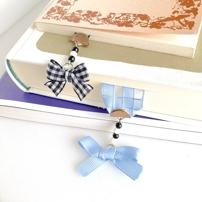 リボンのしおり 2個　黒S＆水色M