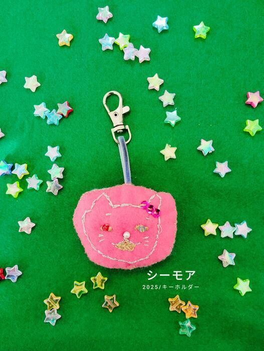 ネコチャーム：春のきらめき